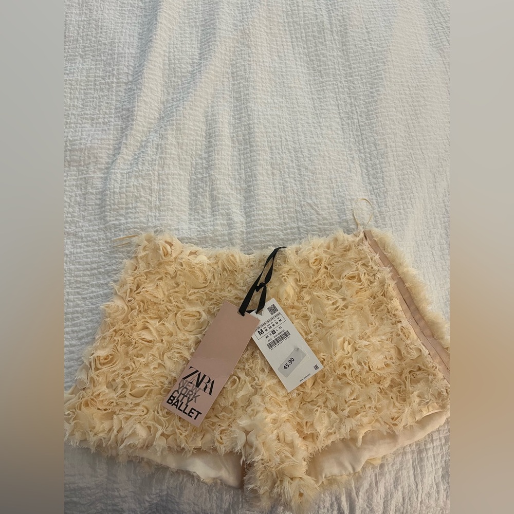 Zara floral shorts